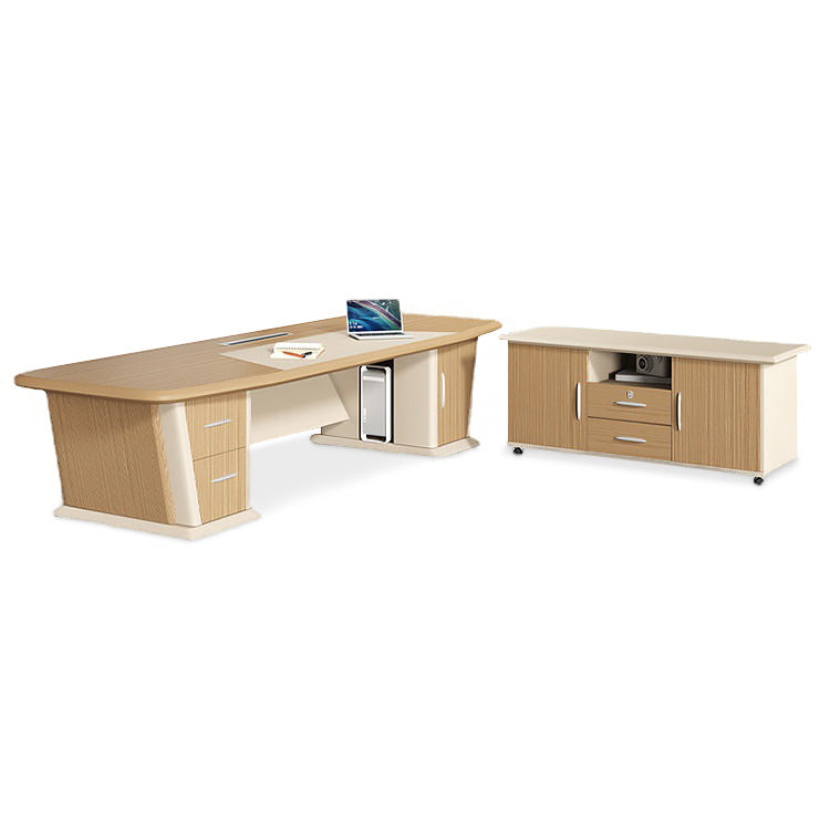 Prestigious Modern Executive Office Desk