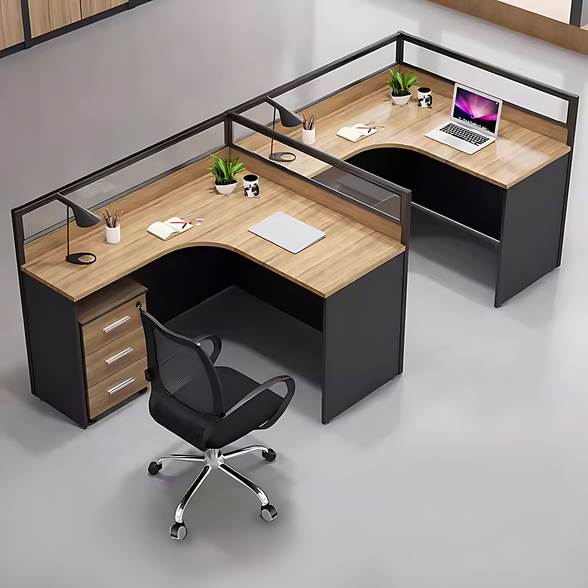 A Screen Office with Multiple Styles and Two Way Options