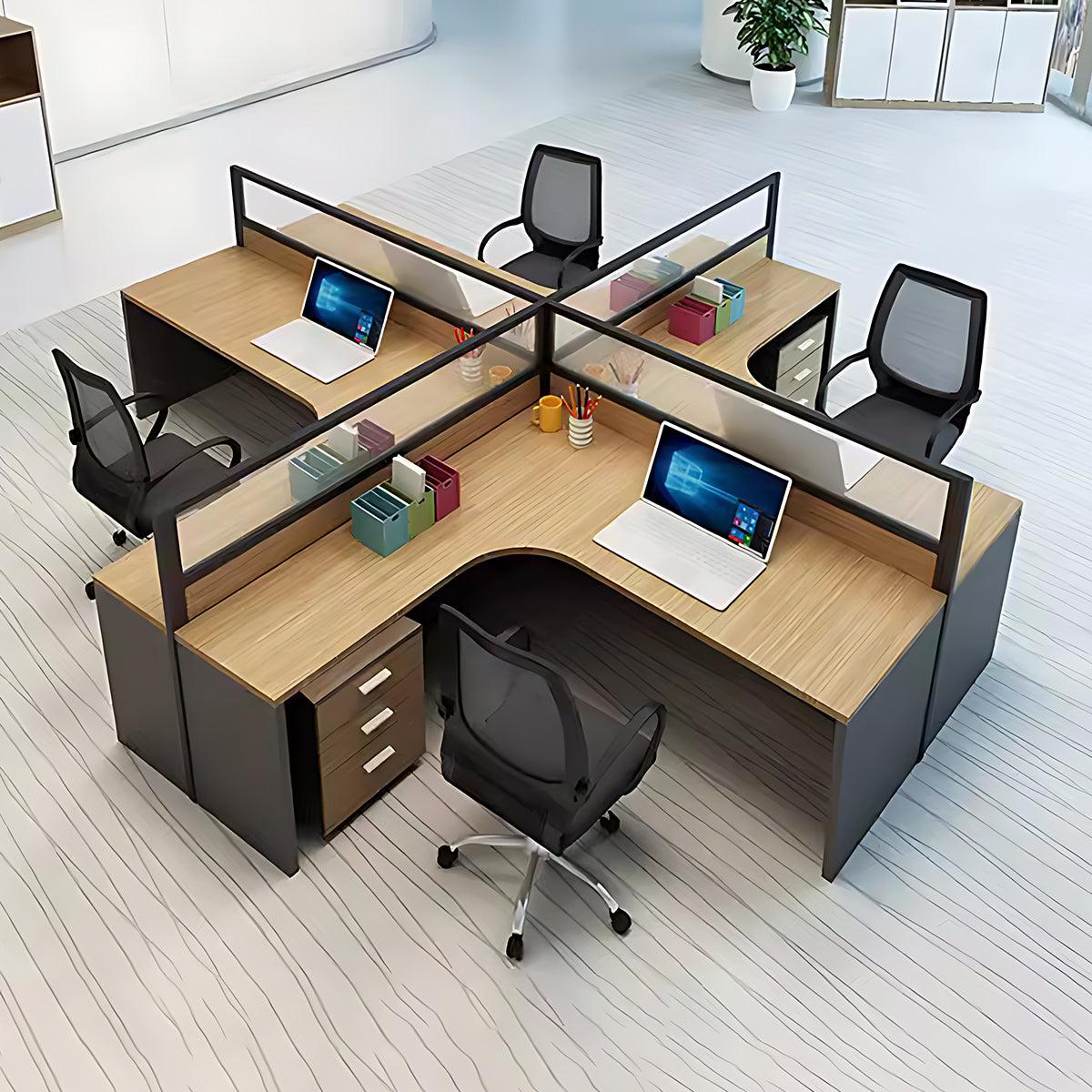 A Screen Office with Multiple Styles and Two Way Options