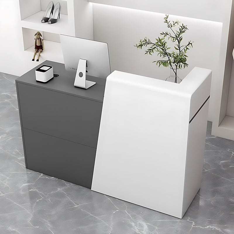 Clean and Professional Reception Desk with High-Quality Drawers and Storage Compartments