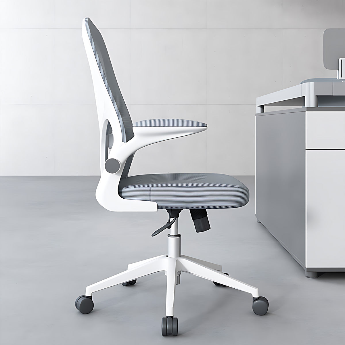 Ergonomic Mesh Office Chair with Adjustable Armrests for Office