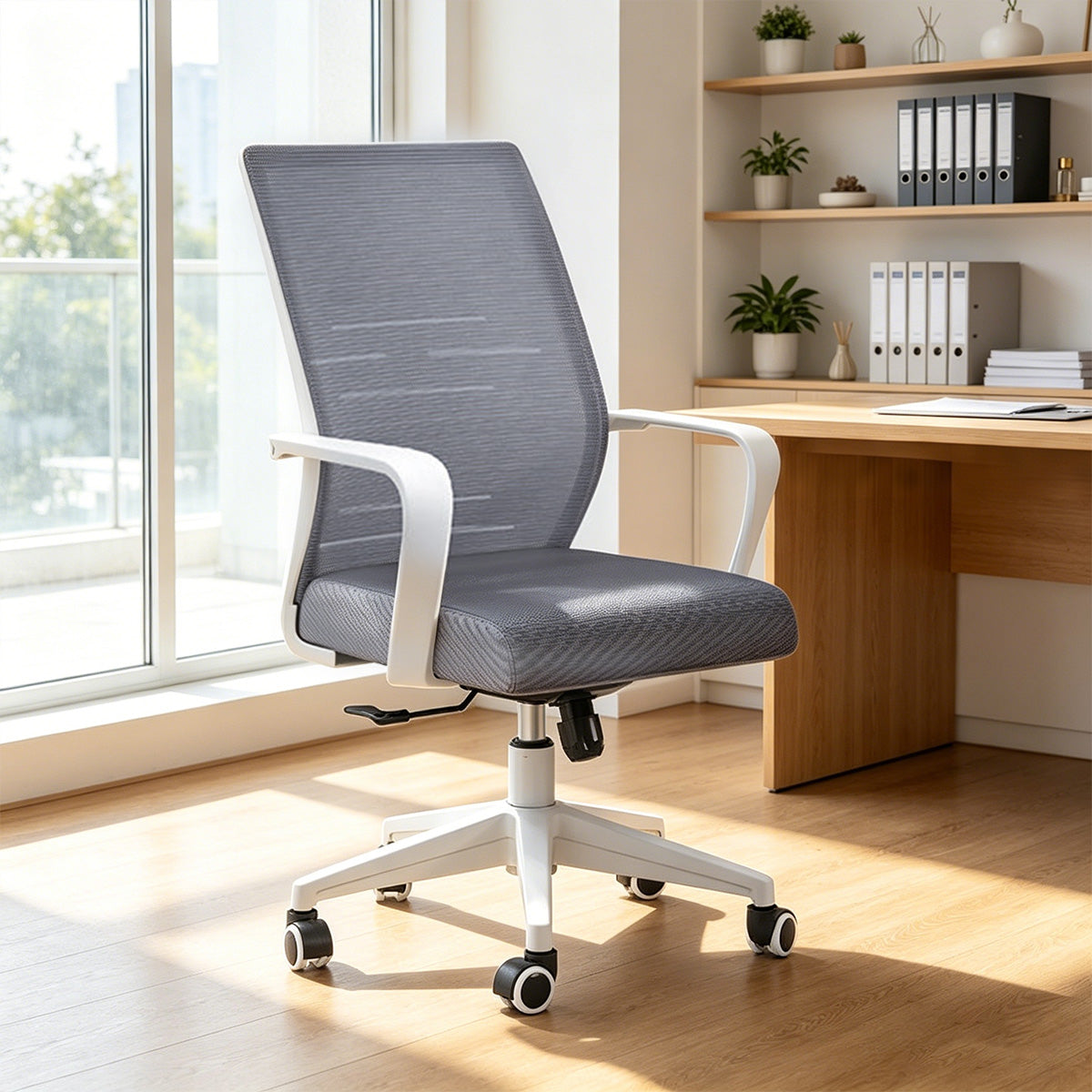 Minimalist Office Chair with Adjustable Height, Recline & Breathable Mesh Back