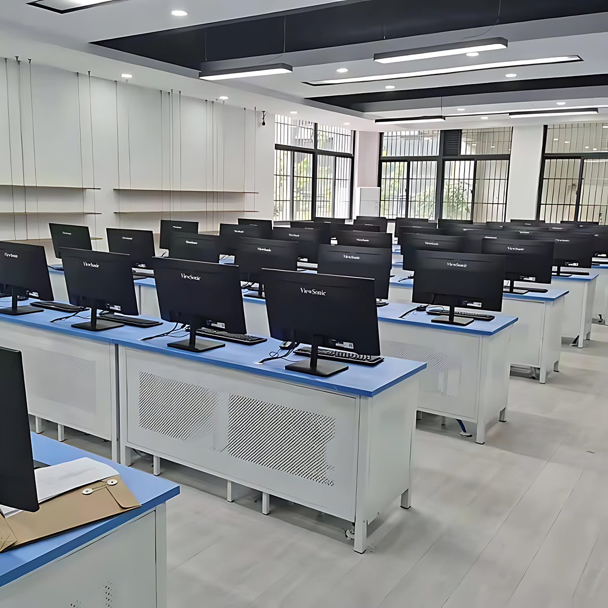 Minimalist School Computer Lab Training Instructor Desk